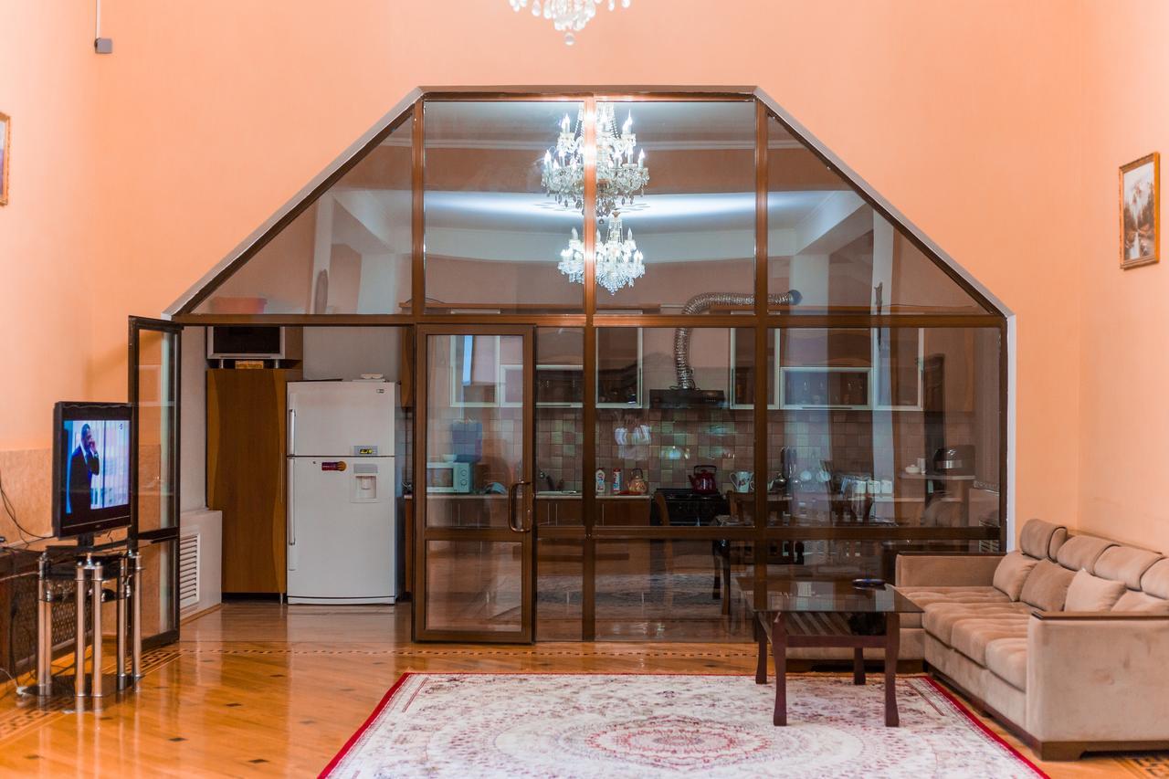 Guest House "Rohat Lux" Самарканд Екстер'єр фото